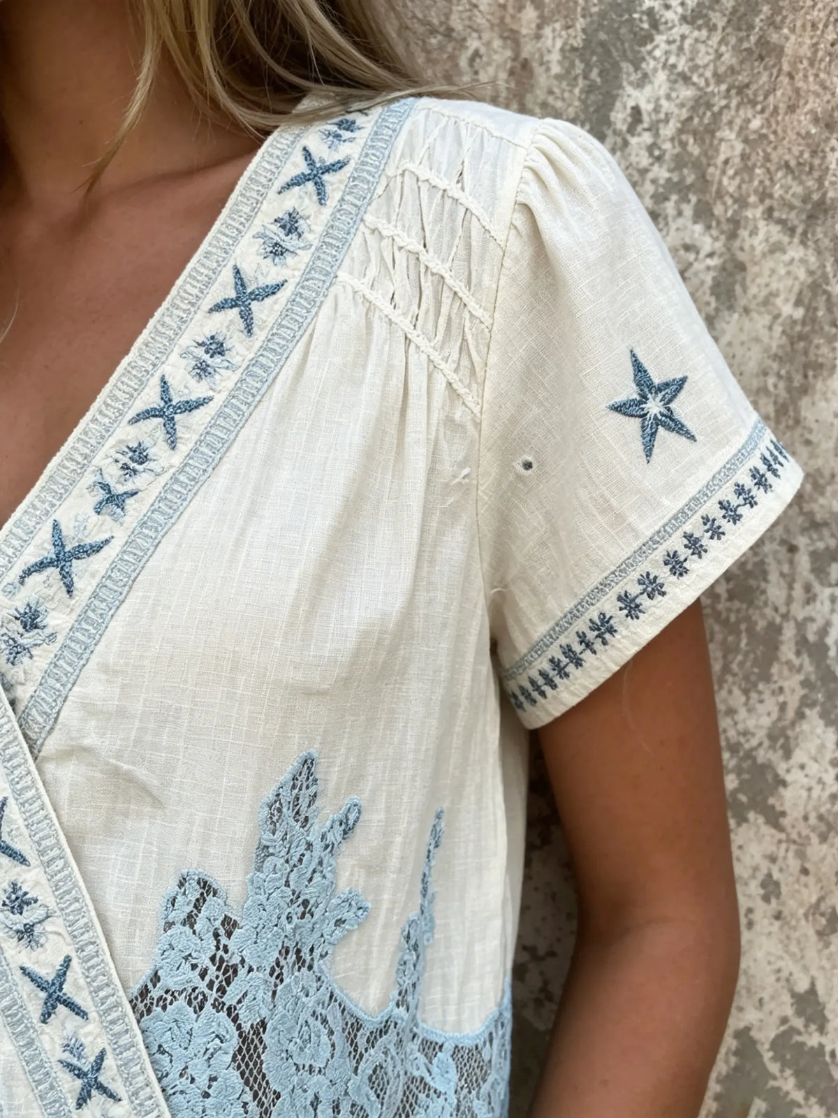 Women's Starfish Embroidery Hollow Lace Spliced V Neck Short Sleeve Blouse